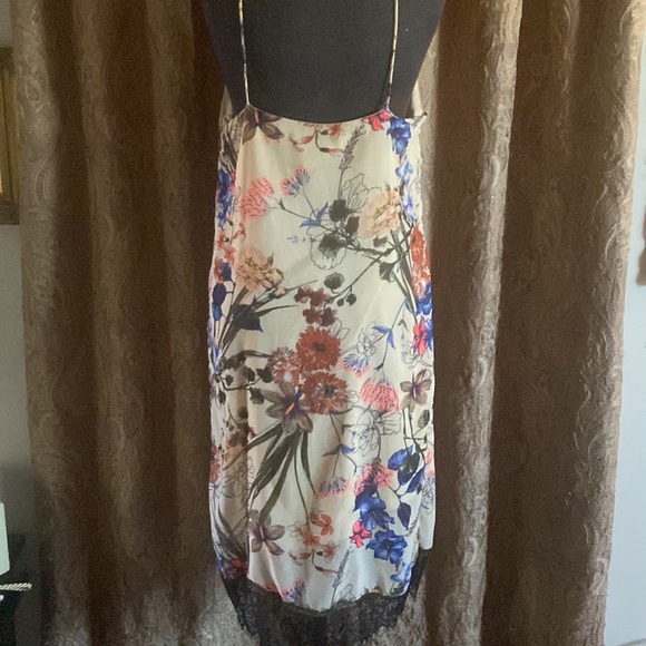 The Vintage Shop Floral Dress - Picture 4 of 7